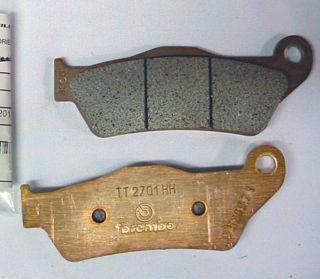 Rear-Brake-pads-GU05654630