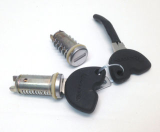 OEM-Vespa-Lock-Cylinders-Keys-1B000570