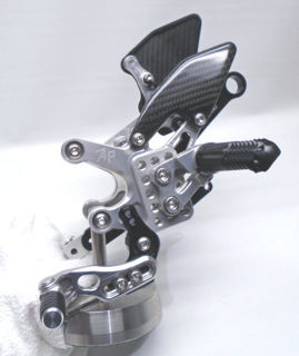 Attack-Performance-Rearsets-Silver-for-17-19-V4s