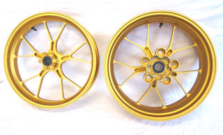 Aprilia-Accessory-Forged-Aluminum-Wheels-Gold-2